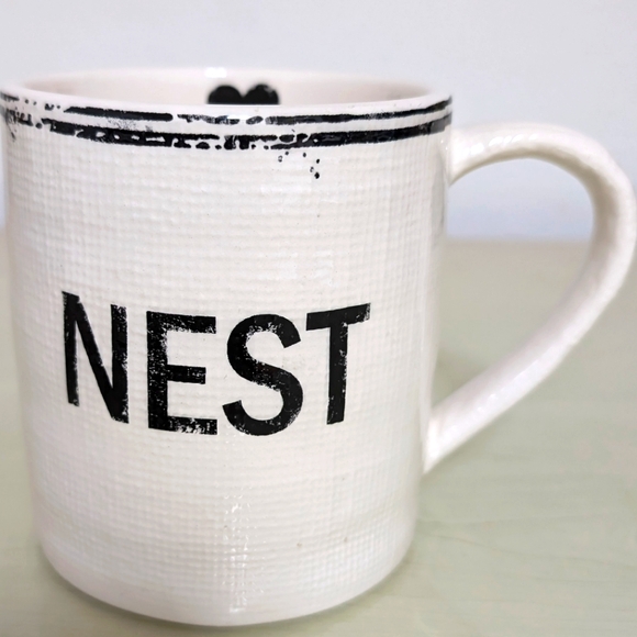 Pier 1 vintage Nest farmhouse style ceramic 16oz coffee mug white/blue - Picture 1 of 7
